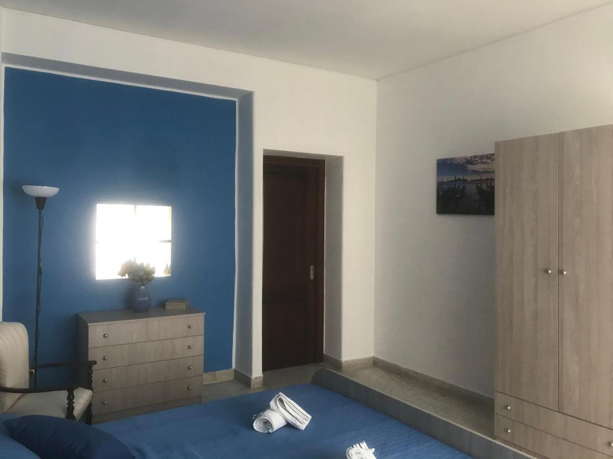 Lago Home